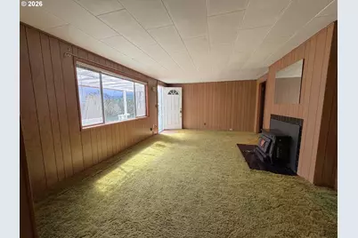 781 N 8th St, Coos Bay, OR 97420 - Photo 12