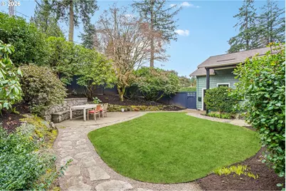 2647 SW Montgomery Dr, Portland, OR 97201 - Photo 46