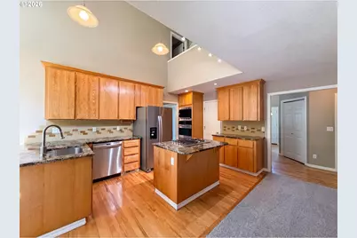 5880 SE Snowberry Ct, Hillsboro, OR 97123 - Photo 6