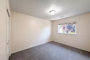 5880 SE Snowberry Ct, Hillsboro, OR 97123 - Photo 14
