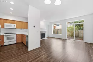 17290 SW Berkeley Ln, Beaverton, OR 97003 - Photo 8