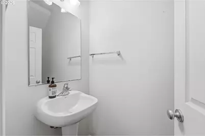 17290 SW Berkeley Ln, Beaverton, OR 97003 - Photo 4