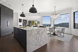 2088 Crest Dr, Lake Oswego, OR 97034 - Photo 16