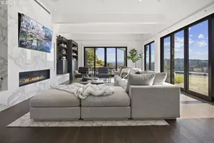 2088 Crest Dr, Lake Oswego, OR 97034 - Photo 22