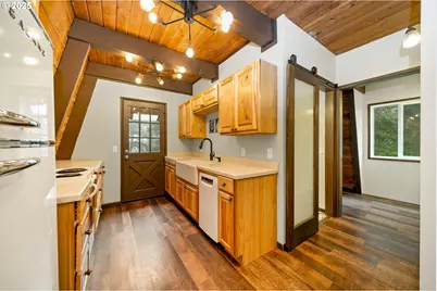 9335 NE 21st Ave, Rockaway Beach, OR 97136 - Photo 8