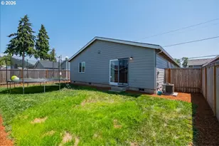 537 Russell Dr, Lebanon, OR 97355 - Photo 42