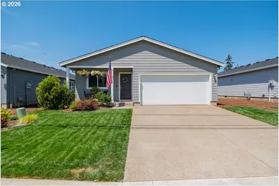 537 Russell Dr, Lebanon, OR 97355 - Photo 2