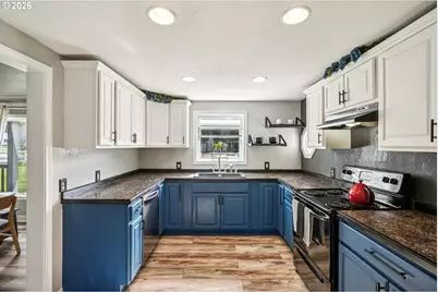 3031 Allen St, Kelso, WA 98626 - Photo 14