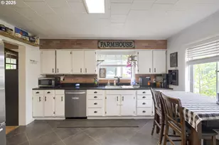 76830 Schroeder Rd, Clatskanie, OR 97016 - Photo 6