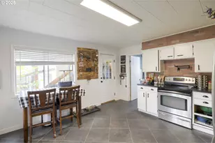 76830 Schroeder Rd, Clatskanie, OR 97016 - Photo 4