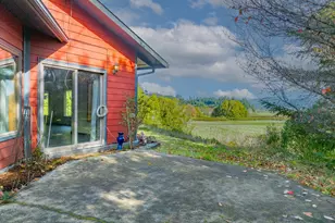 53874 Fishtrap Rd, Myrtle Point, OR 97458 - Photo 10