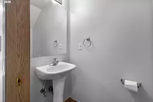 39344 Hood St, Sandy, OR 97055 - Photo 8