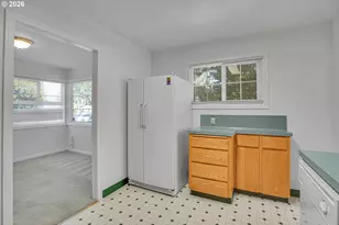 234 NE Grant St, Hillsboro, OR 97124 - Photo 12