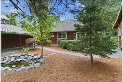 837 NE 67th Ave, Hillsboro, OR 97124 - Photo 28