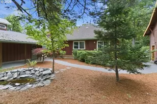 837 NE 67th Ave, Hillsboro, OR 97124 - Photo 28