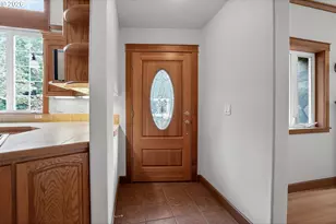 837 NE 67th Ave, Hillsboro, OR 97124 - Photo 22