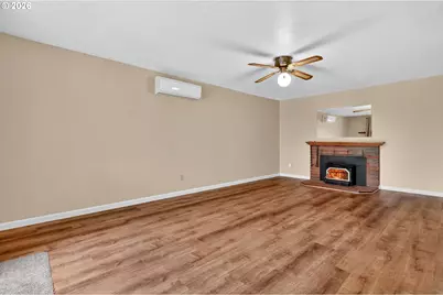 9016 NE 11th St, Vancouver, WA 98664 - Photo 14