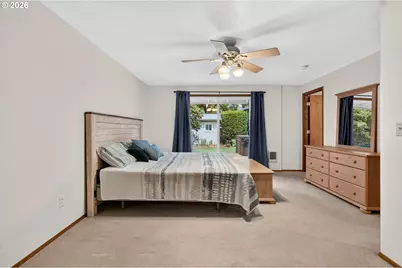 9016 NE 11th St, Vancouver, WA 98664 - Photo 18