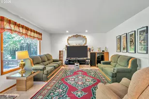 13455 SW Angora Ln, Beaverton, OR 97008 - Photo 18