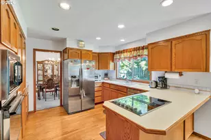 13455 SW Angora Ln, Beaverton, OR 97008 - Photo 14