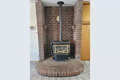 3218 SW Isaac Ave, Pendleton, OR 97801 - Photo 4