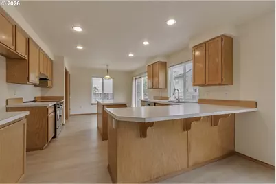 165 NE Cory St, Hillsboro, OR 97124 - Photo 14