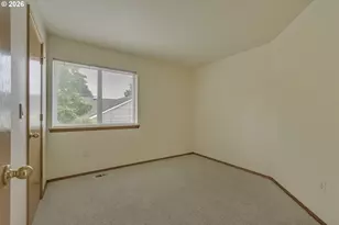 165 NE Cory St, Hillsboro, OR 97124 - Photo 28