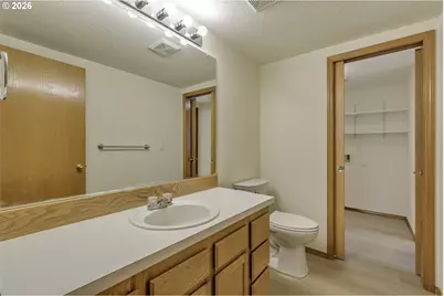 165 NE Cory St, Hillsboro, OR 97124 - Photo 22