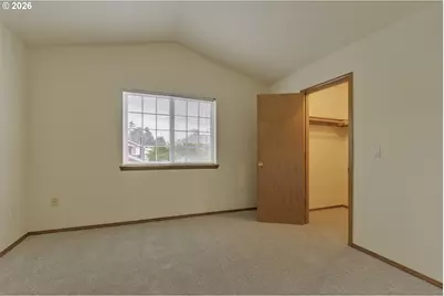 165 NE Cory St, Hillsboro, OR 97124 - Photo 30
