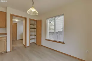 165 NE Cory St, Hillsboro, OR 97124 - Photo 20
