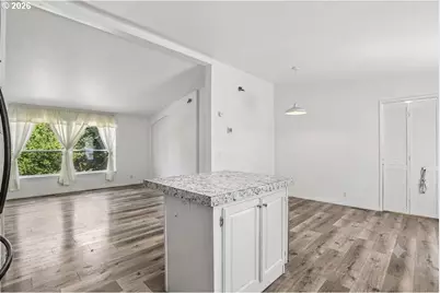 104 S Goble Creek Rd, Kelso, WA 98626 - Photo 12