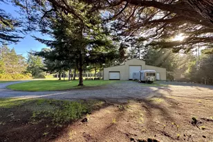 86764 Sydnam Ln, Bandon, OR 97411 - Photo 2