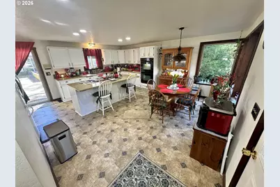 86764 Sydnam Ln, Bandon, OR 97411 - Photo 6