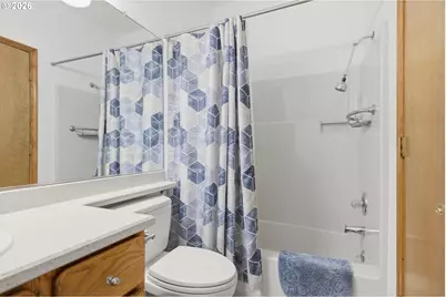 16105 NW Somerset Dr, Beaverton, OR 97006 - Photo 34