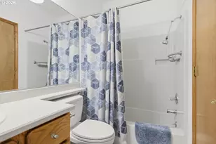 16105 NW Somerset Dr, Beaverton, OR 97006 - Photo 34