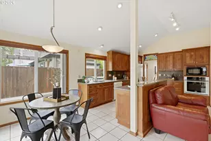 16105 NW Somerset Dr, Beaverton, OR 97006 - Photo 20
