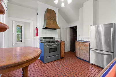 4145 S Corbett Ave, Portland, OR 97239 - Photo 14