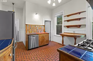 4145 S Corbett Ave, Portland, OR 97239 - Photo 12