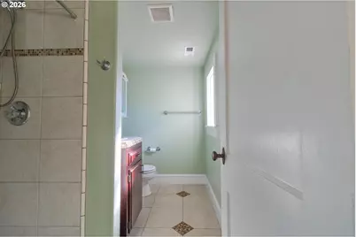 1885 4th St NE, Salem, OR 97301 - Photo 20