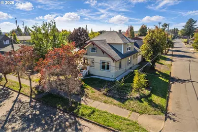 1885 4th St NE, Salem, OR 97301 - Photo 6