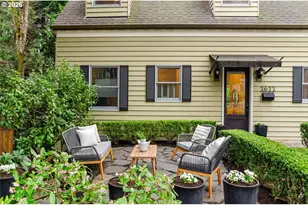 2622 SW Davenport Ct, Portland, OR 97201 - Photo 40