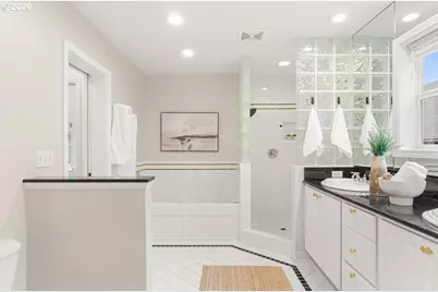 2622 SW Davenport Ct, Portland, OR 97201 - Photo 30
