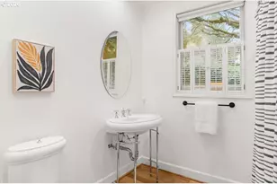 2622 SW Davenport Ct, Portland, OR 97201 - Photo 18