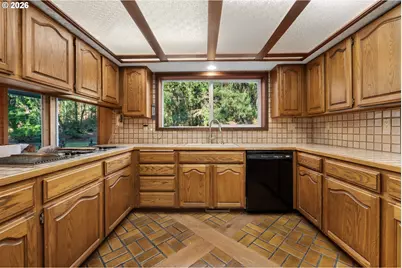 37647 Highway 26, Seaside, OR 97138 - Photo 20