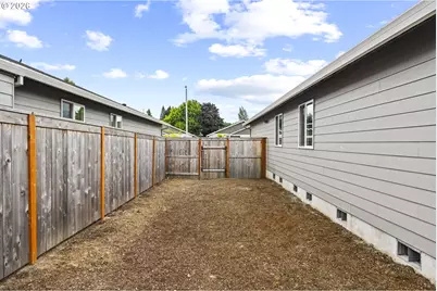 331 Cornwell St, Woodburn, OR 97071 - Photo 26
