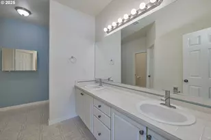 384 SW 105th Terrace, Portland, OR 97225 - Photo 10