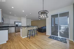 384 SW 105th Terrace, Portland, OR 97225 - Photo 6