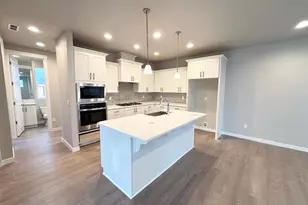 1555 N Young St, Lafayette, OR 97127 - Photo 6