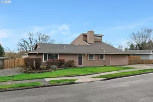 820 SE Barnes Ave, Gresham, OR 97080 - Photo 2