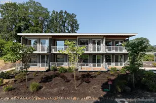 245 N 7th St, Saint Helens, OR 97051 - Photo 2